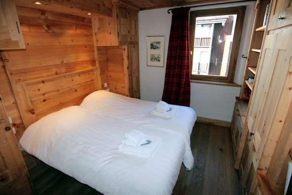 Squaw Vallee A 4343  bedroom